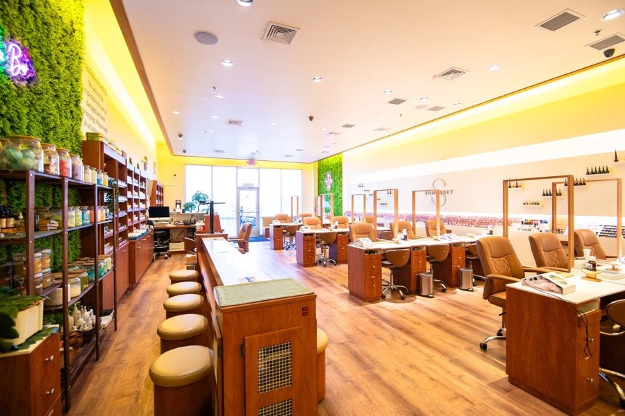 Salon interior