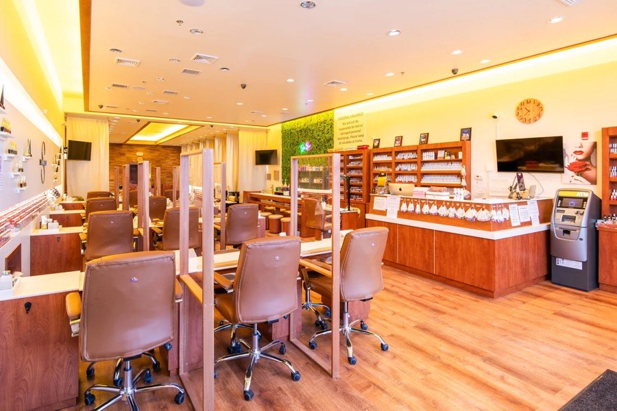 Salon interior